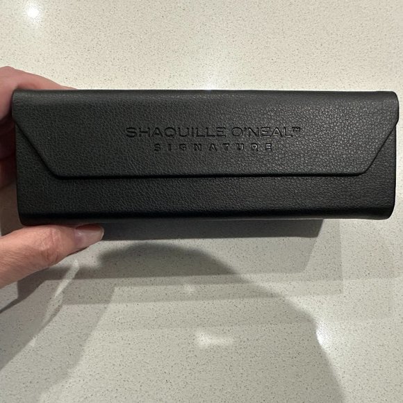 SHAQUILLE O'NEAL Signature Sunglass Case - Picture 1 of 4